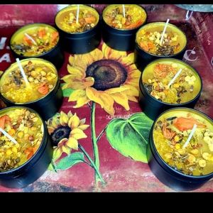 Meditation  Candles🧘‍♀️ 🧘‍♂️ 100% Pure Beeswax 🐝 with crystals 🔮